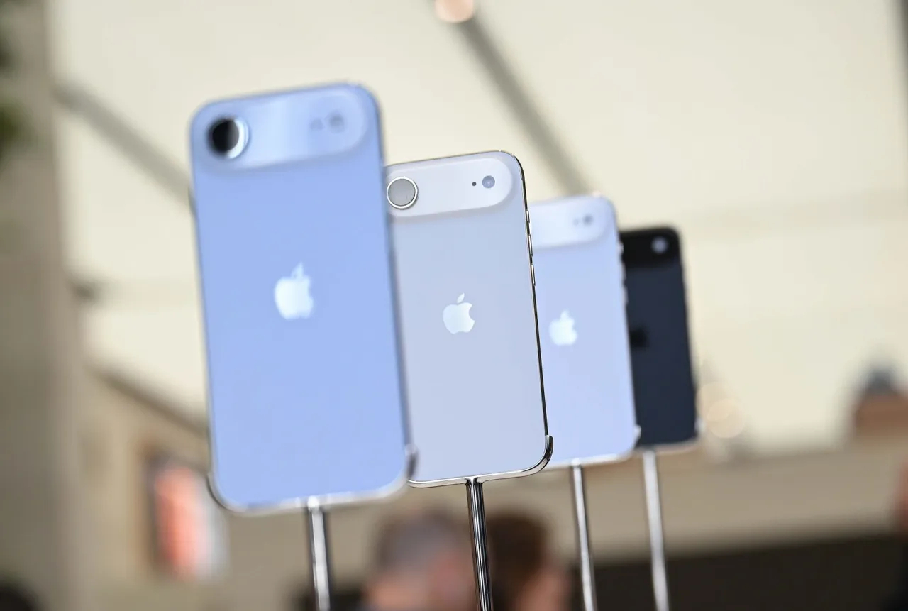 网上已经有人把iPhone未来要发的机型排列好了，有大家期待的型号吗iPhone