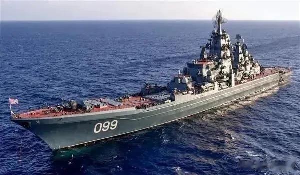 400枚导弹随时发射，排水量超24000吨，美航母见了也得绕道走

当前，美国依