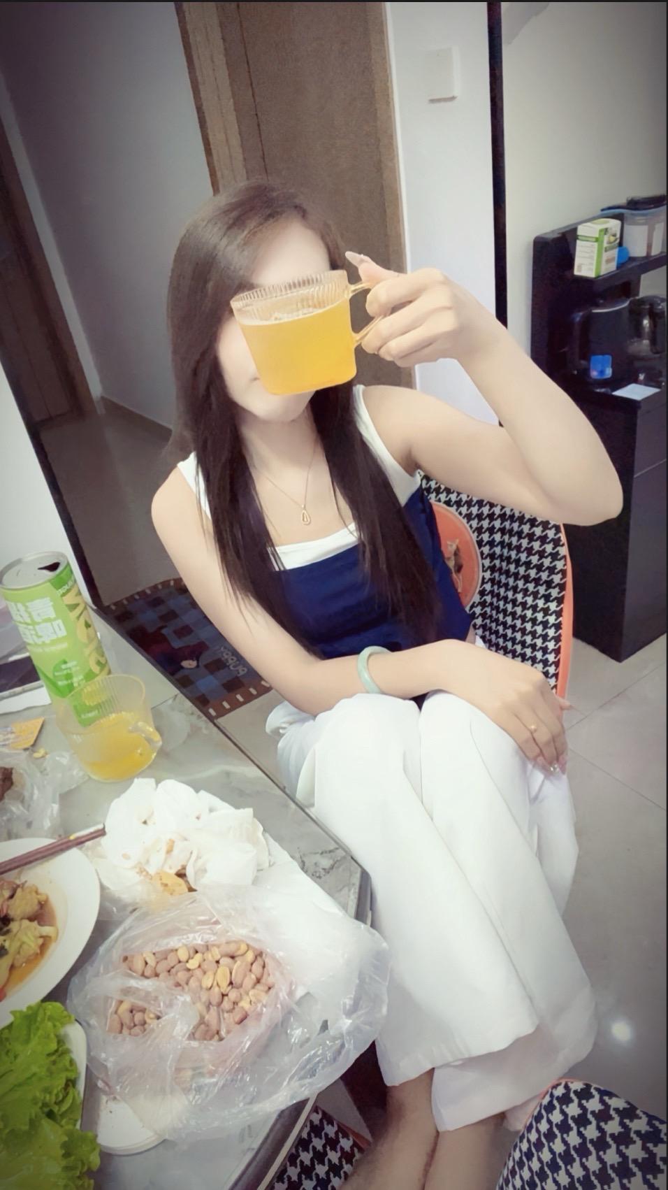 不必苛责自己 没人能做到面面俱到 接受任何情绪任何状态的自己 并一而再...