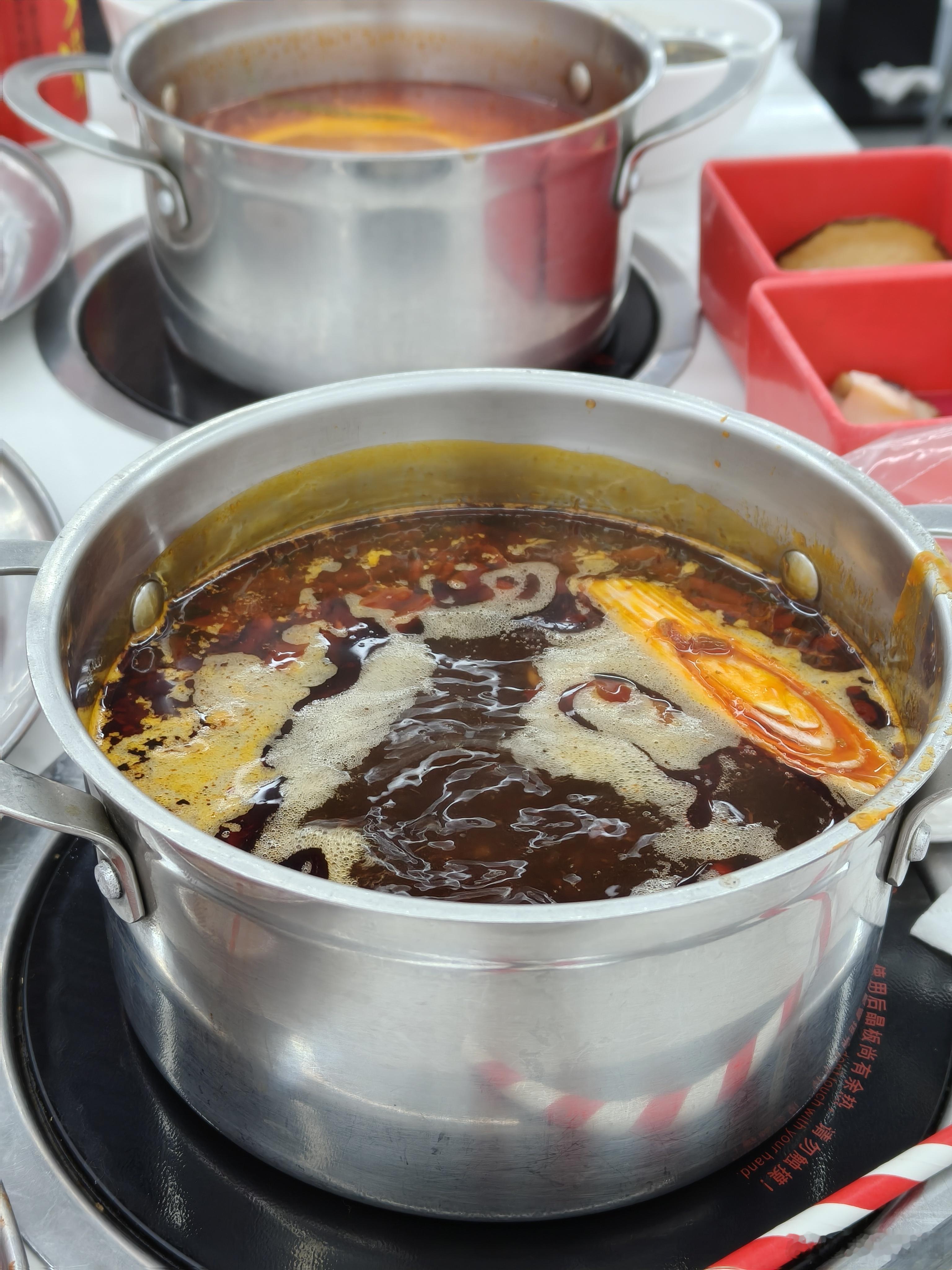 吃海鲜火锅但不吃海鲜[白眼] ​​​
