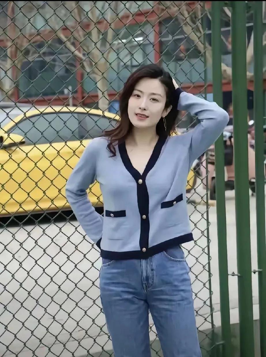 惊爆！连胡歌都被她的美貌“震慑”到不敢直视！胡歌，那可是多少人心中的男神，见过无