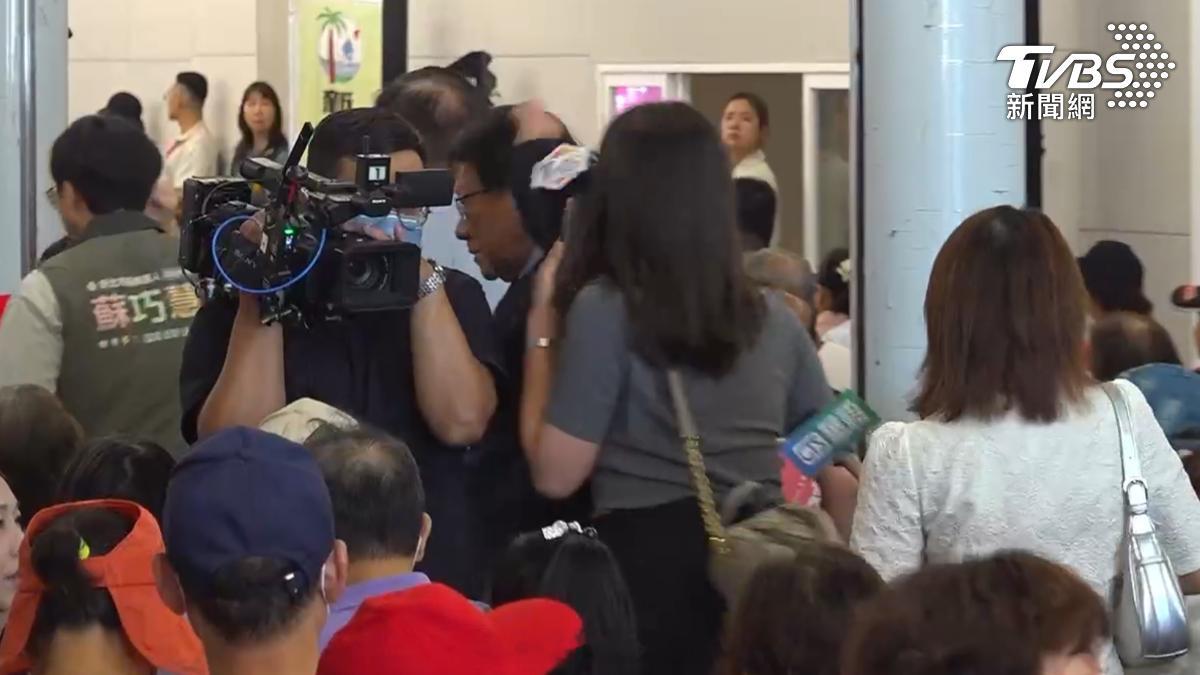 中联“毒油”风暴延烧全台。台北市长蒋万安号召民众 725 上凯道反“毒油”，外界