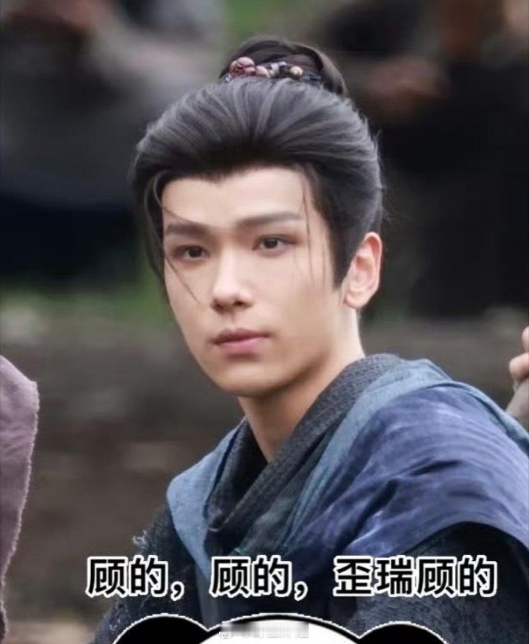 有网友汇总了一下目前在拍剧的男演员们的生图，搞成了九宫格，如果不标注出名字来，有