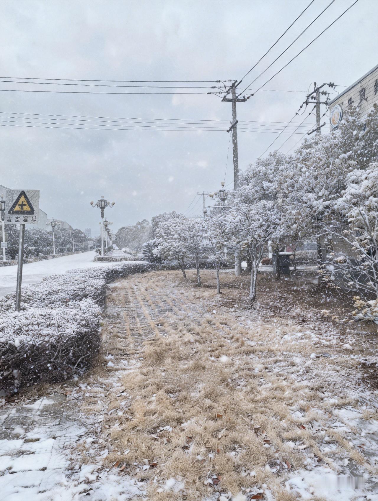 现实生活中挣钱有多难知道吗? 现实生活中挣钱那叫一个难！就说我朋友，在工厂打工，