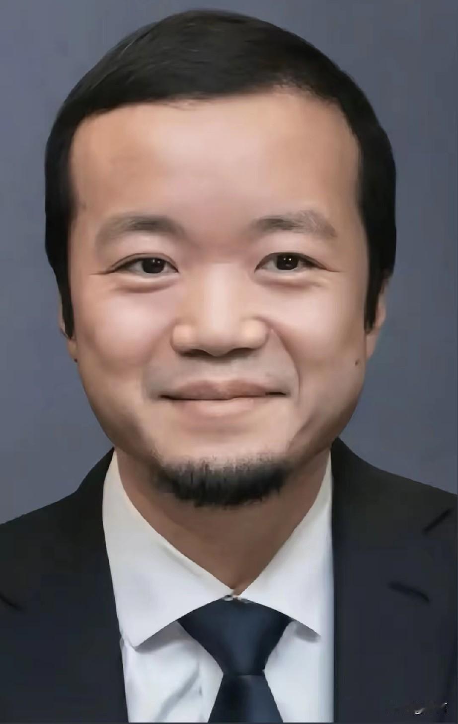 早在2024年1月，新加坡警方就发布了一名叫 “Chen Zhi” 的40岁柬埔