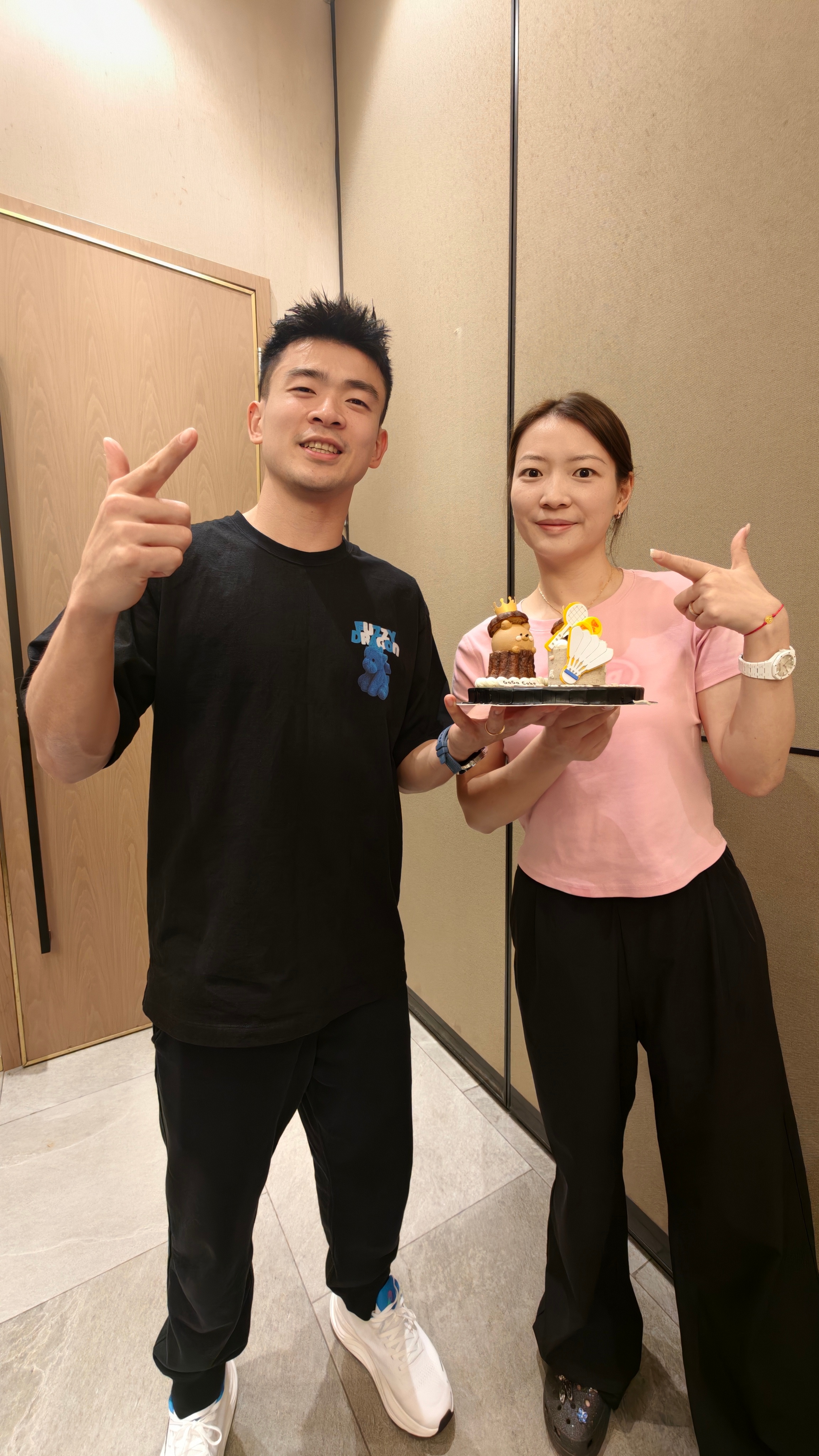 雅思八周年[打call]最后一站[努力][努力][努力] ​​​