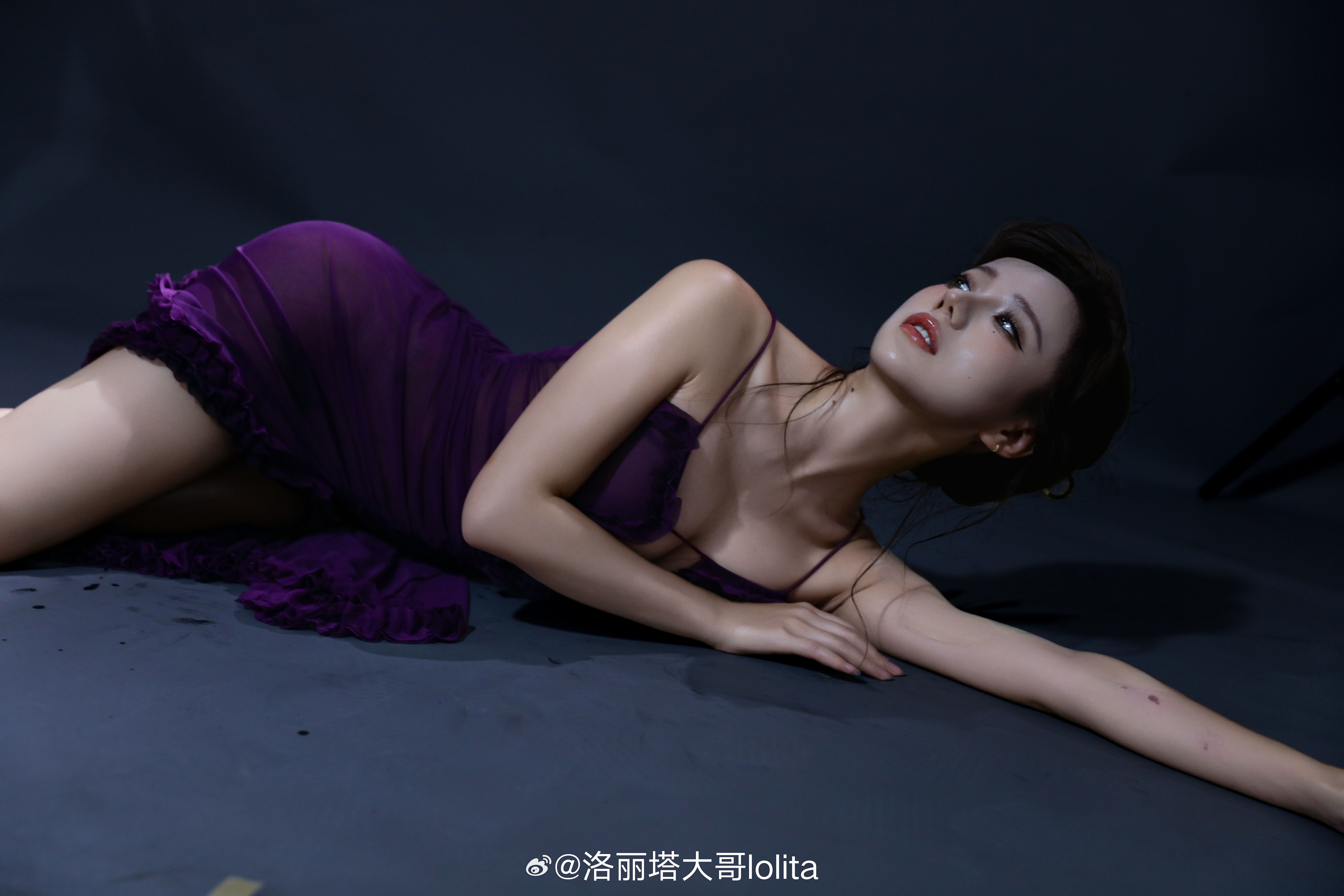 想拍一期七夕版的粉丝送什么就拍什么，有没有家人要送礼物啊？？？（家人们，拒绝贵重