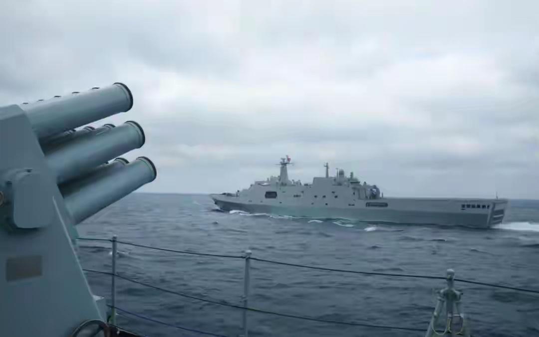 最近这段时间备受关注的就是中美通话了，其实，中美通话之外，在南海方向，中美之间还