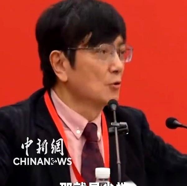 郑强教授一句话，砸得全场鸦雀无声。
“外卖方不方便，支付容不容易，这不代表一个国