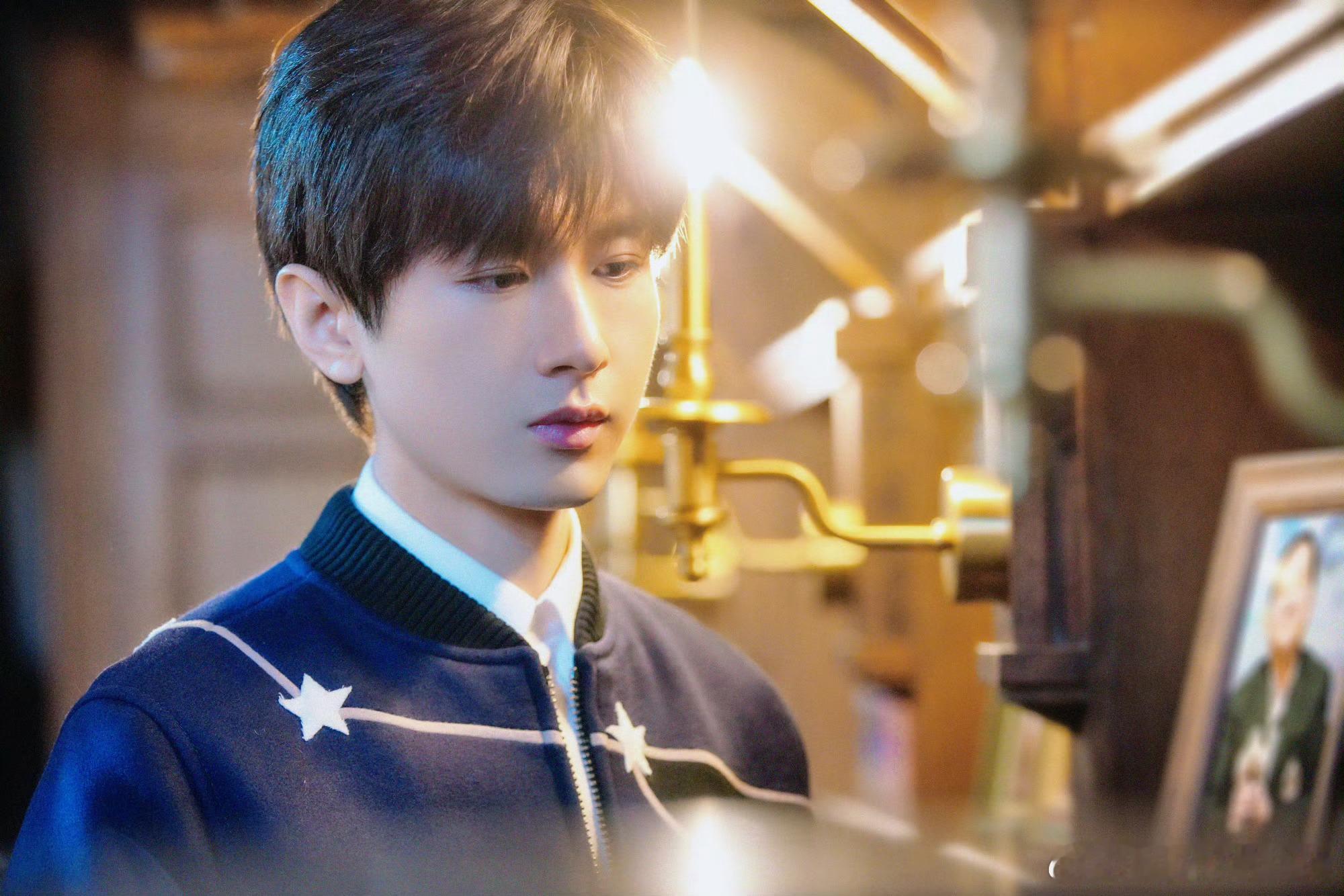 成毅两京十五日cy成毅朱瞻基愿天天都有“剧本在手灵感不断、妙笔剑花风生水起”的理