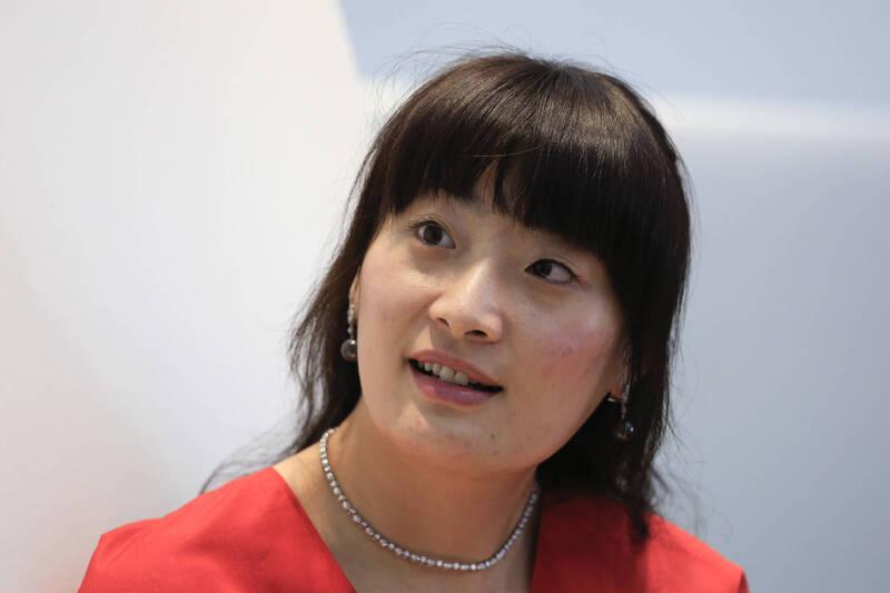 娃哈哈遗产继承案件本质在争什么对于这样的豪门家族，确实应当承认私生子的继承权，就