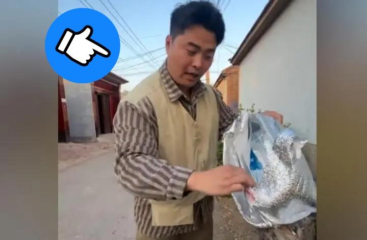 我猜这个老板，大概率是80后或者90后。

为什么？因为这代人的处事原则太鲜明了