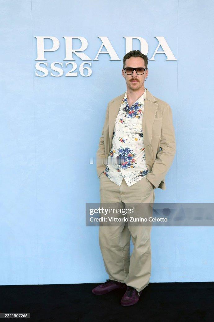 Prada SS26男装大秀星光熠熠！缪西娅女士与拉夫·西蒙斯这次带来的大秀气质