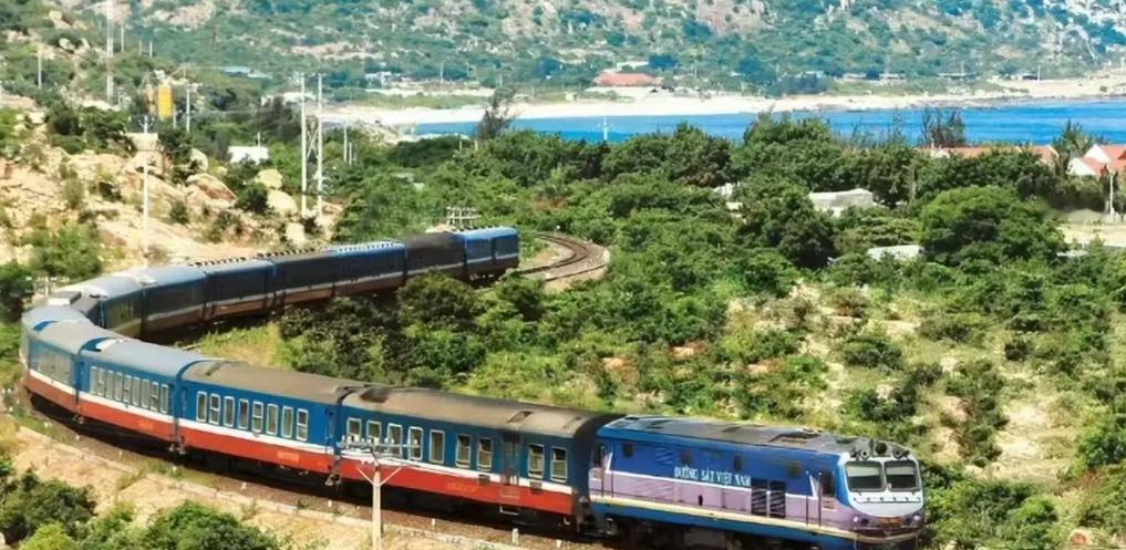 越南不再让中国转让高铁技术，起初越南觉得各国都会抢着来修他们的高铁，所以想来一个