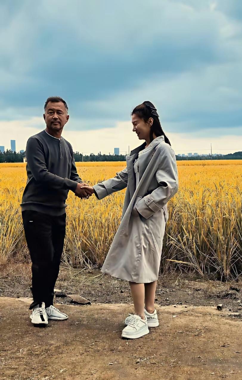 男人永远过不了女人这关，当然不是说沈巍就不能找女人，而是觉得，沈巍那么多年蓬头垢