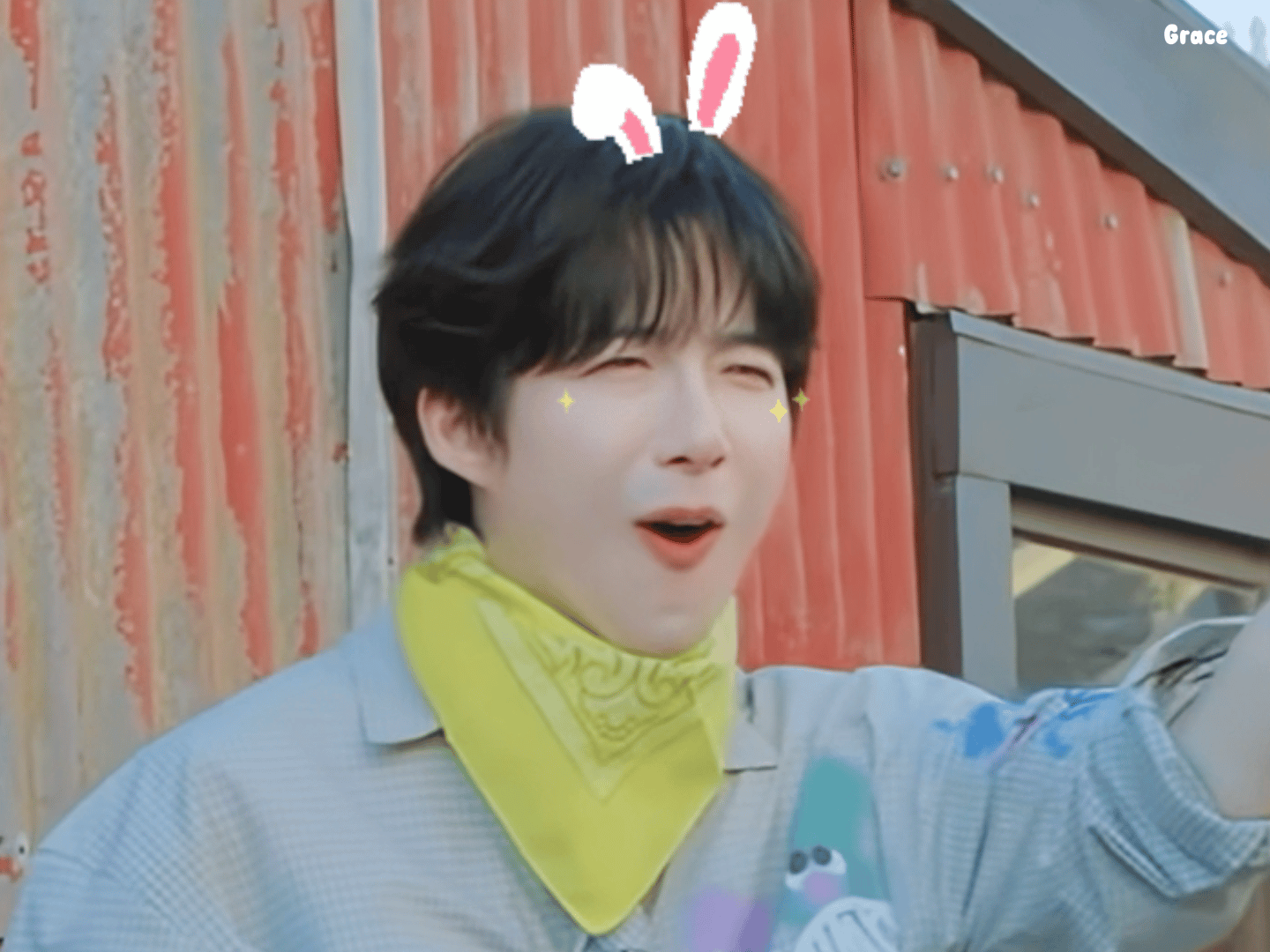 刘宇宁直播[超话]  這不是特效，是本體被看見了。🐰刘宇宁 ​​​