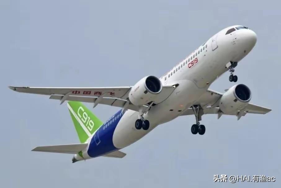 航空公司飞机票，退票费率是如何计算的？

退票费主要看：票价折扣 + 提前多久退