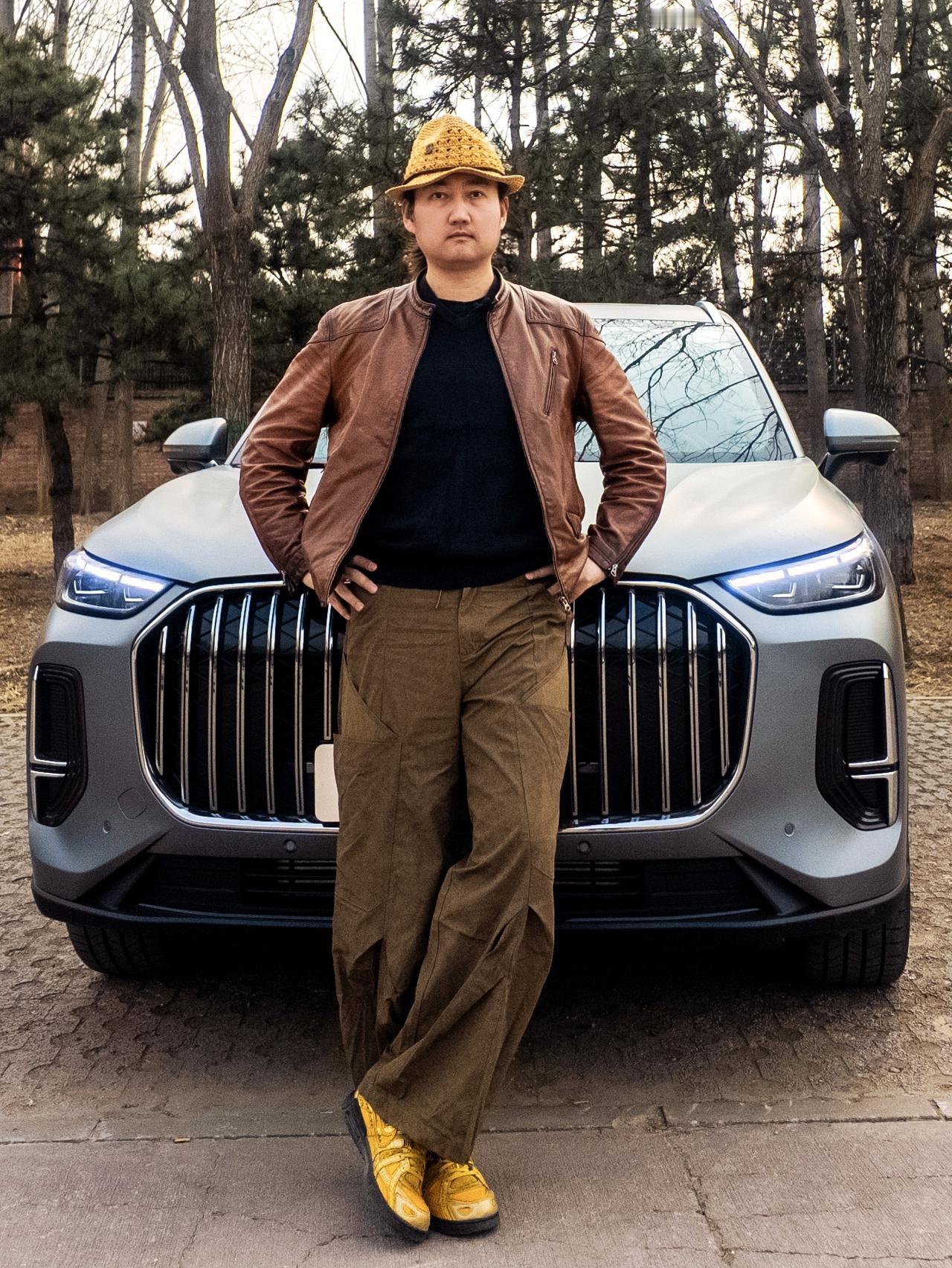 上周试驾拍摄的瑞虎9X，
封面图先发出来。

这款车之前去冰山梁露营开过，
是在