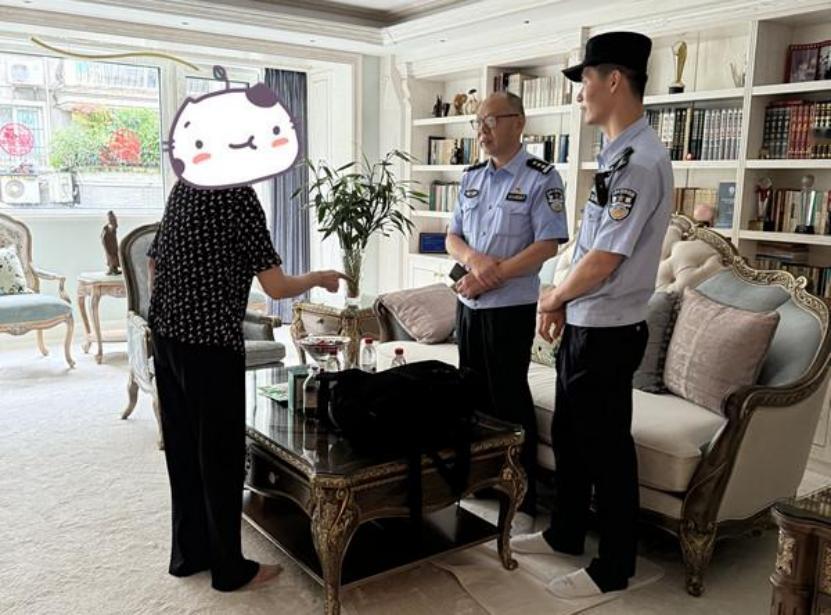 #杭州保姆保住东家900多万养老钱#冲进卧室怒吼雇主老人，哪怕辞职，也要让其“今