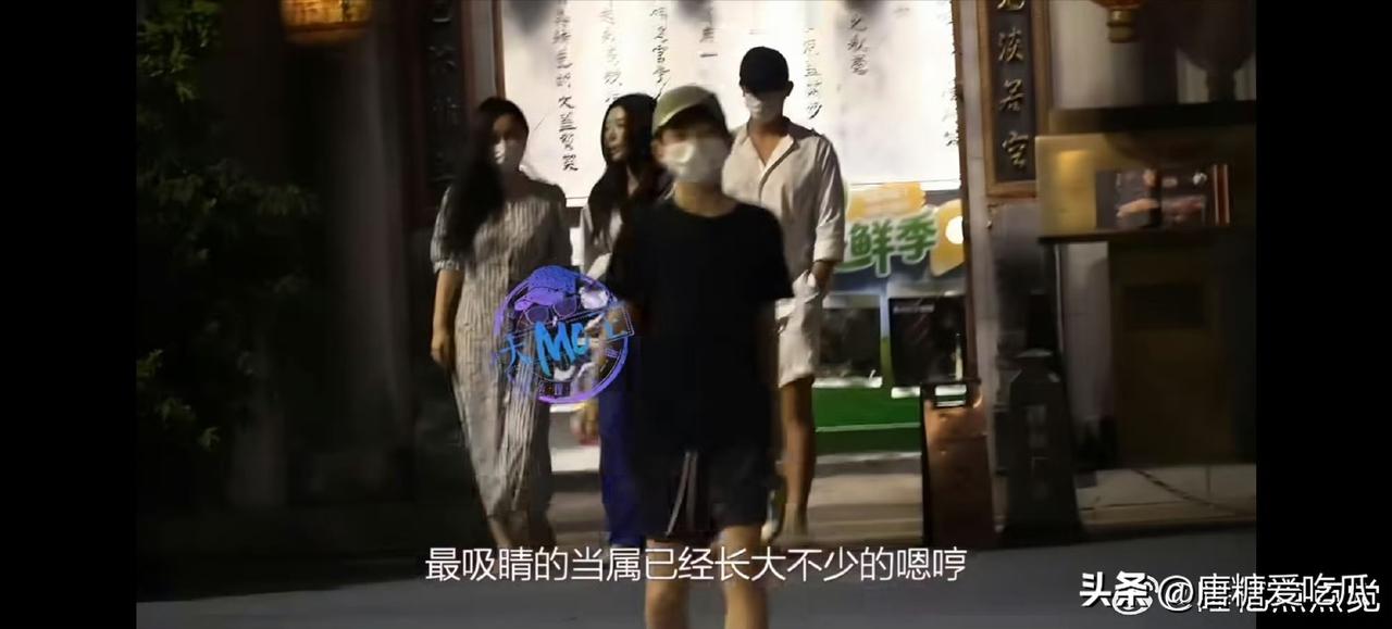 嗯哼
已经这么高了
说白了，霍思燕选杜江真不是他帅什么的，完全就是因为他真的高，
