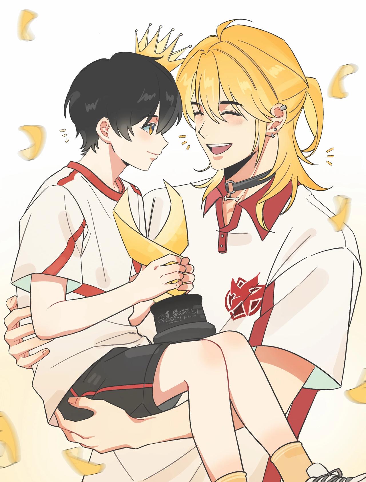 “老大好厉害！居然还会变小！！！”
“包子你开心就好……”
“非常开心！”
感觉