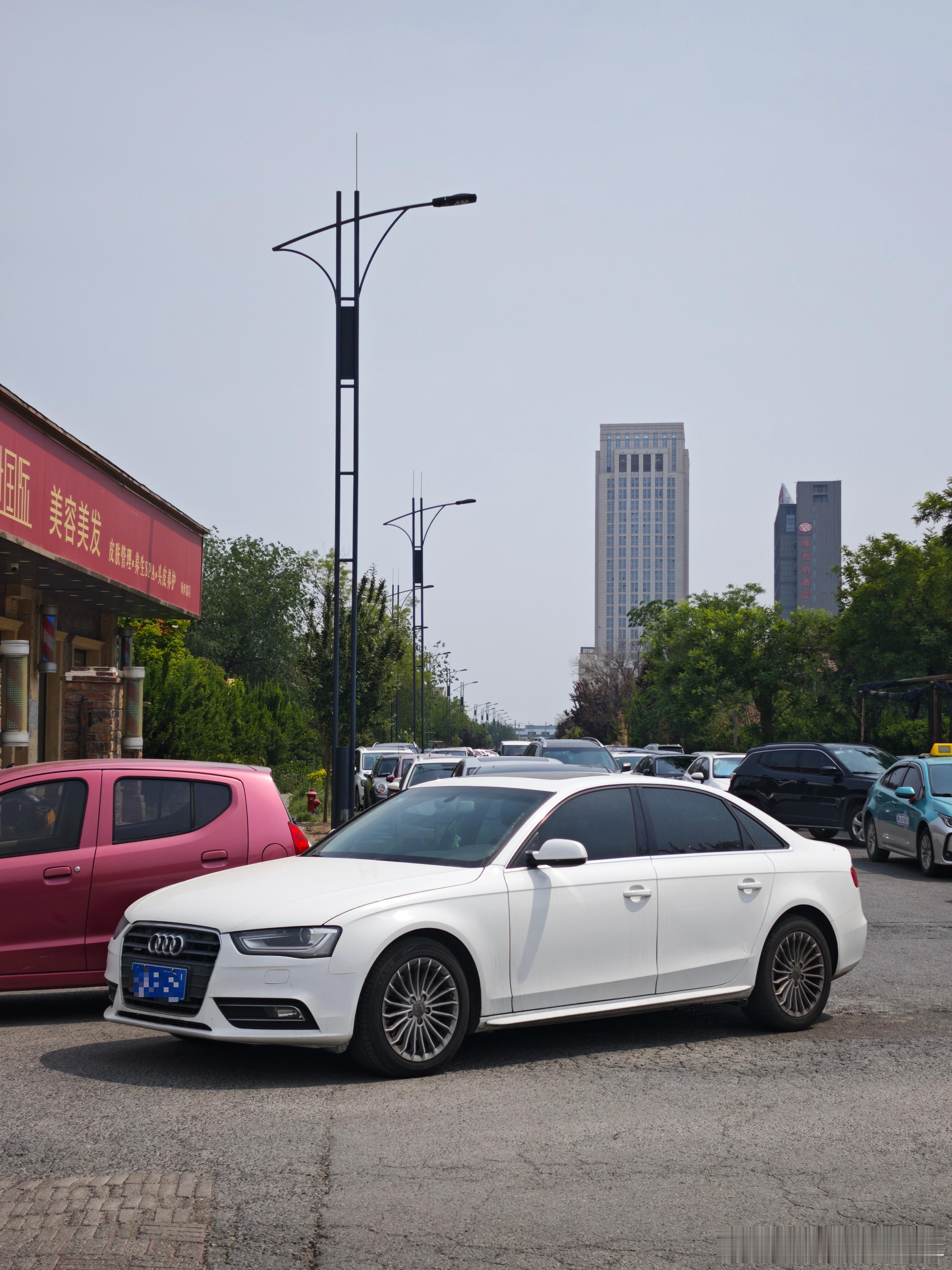 马力玩聚老马在路上 感谢信任，奥迪A4L 40四驱刚到店就已被车友预定二手车交易