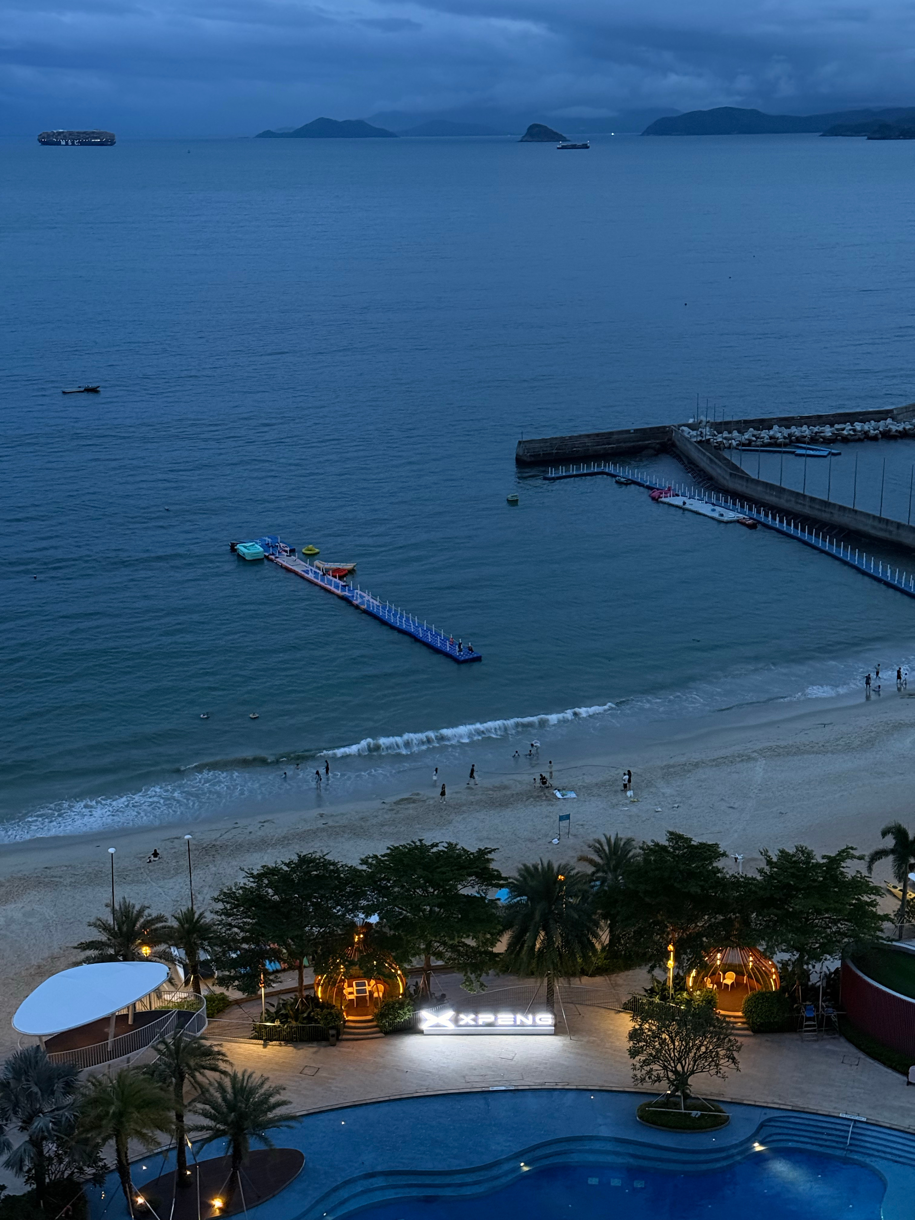 海边的蓝调时刻总是那么治愈 深圳·深圳大梅沙京基洲际度假酒店
