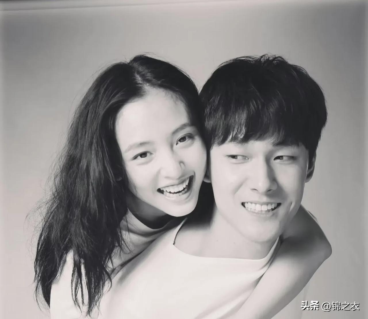 我不是张雨剑粉丝，19年看我只喜欢你很上头这对，喜欢吴倩连带着对张也有好感。
