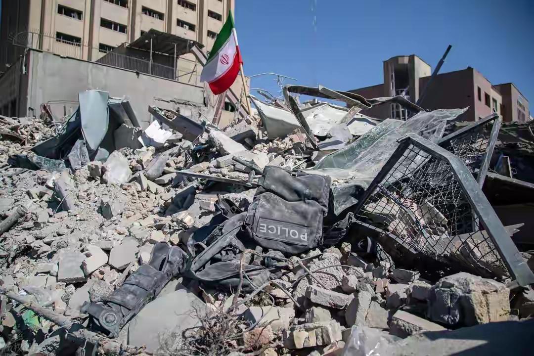 美国打不垮伊朗，首个请求参战的国家出现，特朗普还有大招没放？