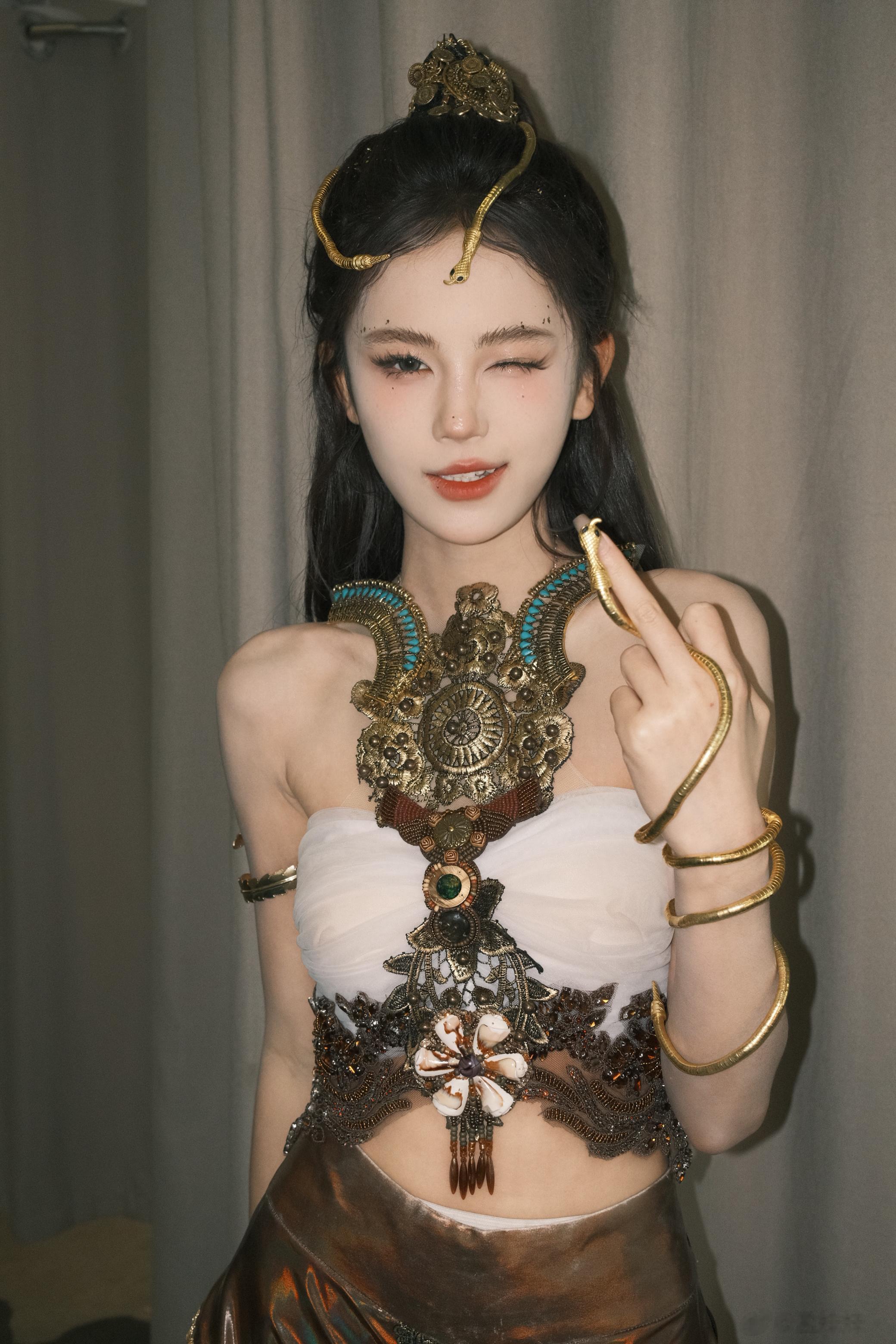 🐍 #百变小盈# ​​​