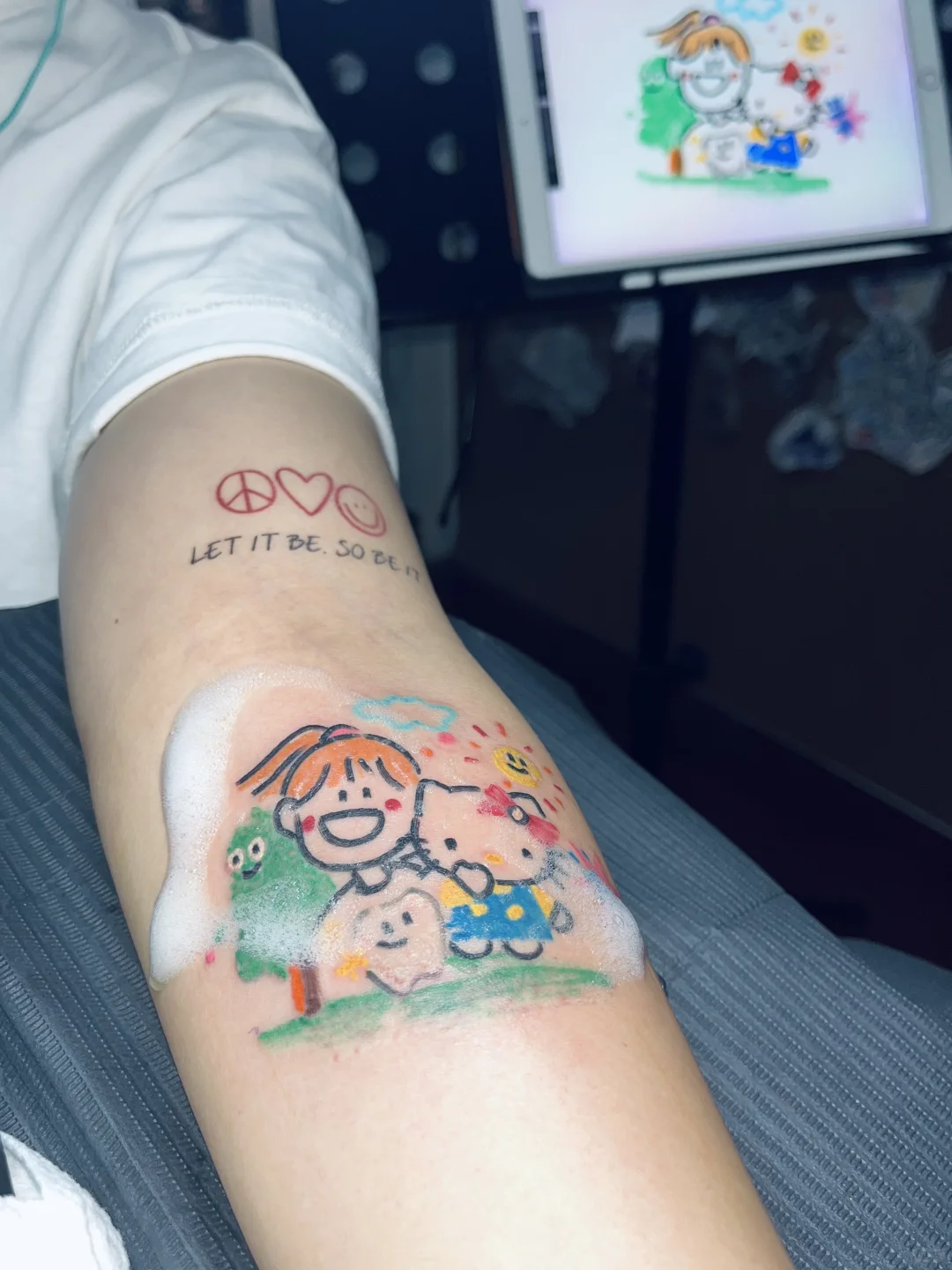 🎀不爱kitty的举手