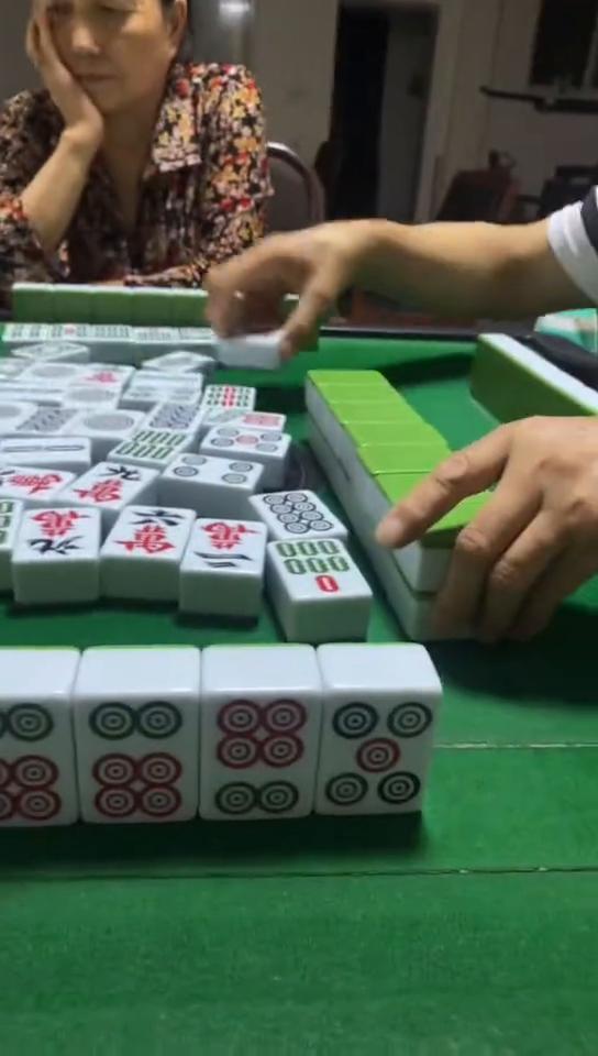 连搁了三把极品。