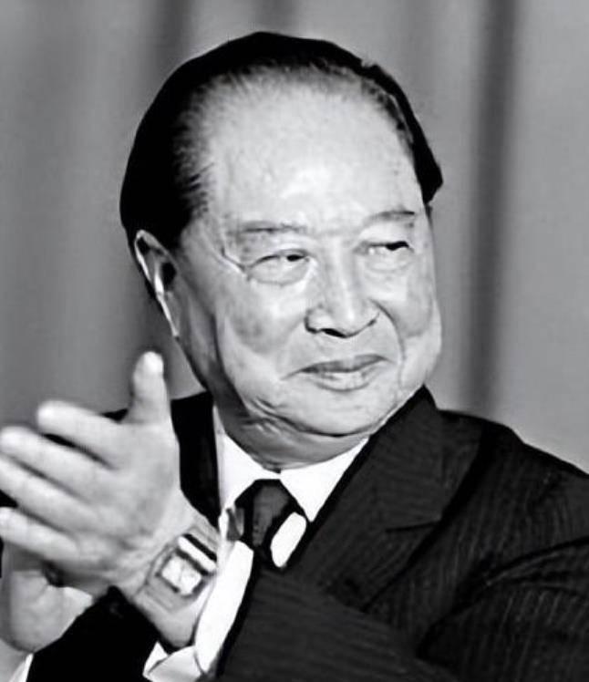 江泽民的两位贵人，一位亦师亦友一位嫁给他，成就其一生。

斯人已逝，遗风长存。2
