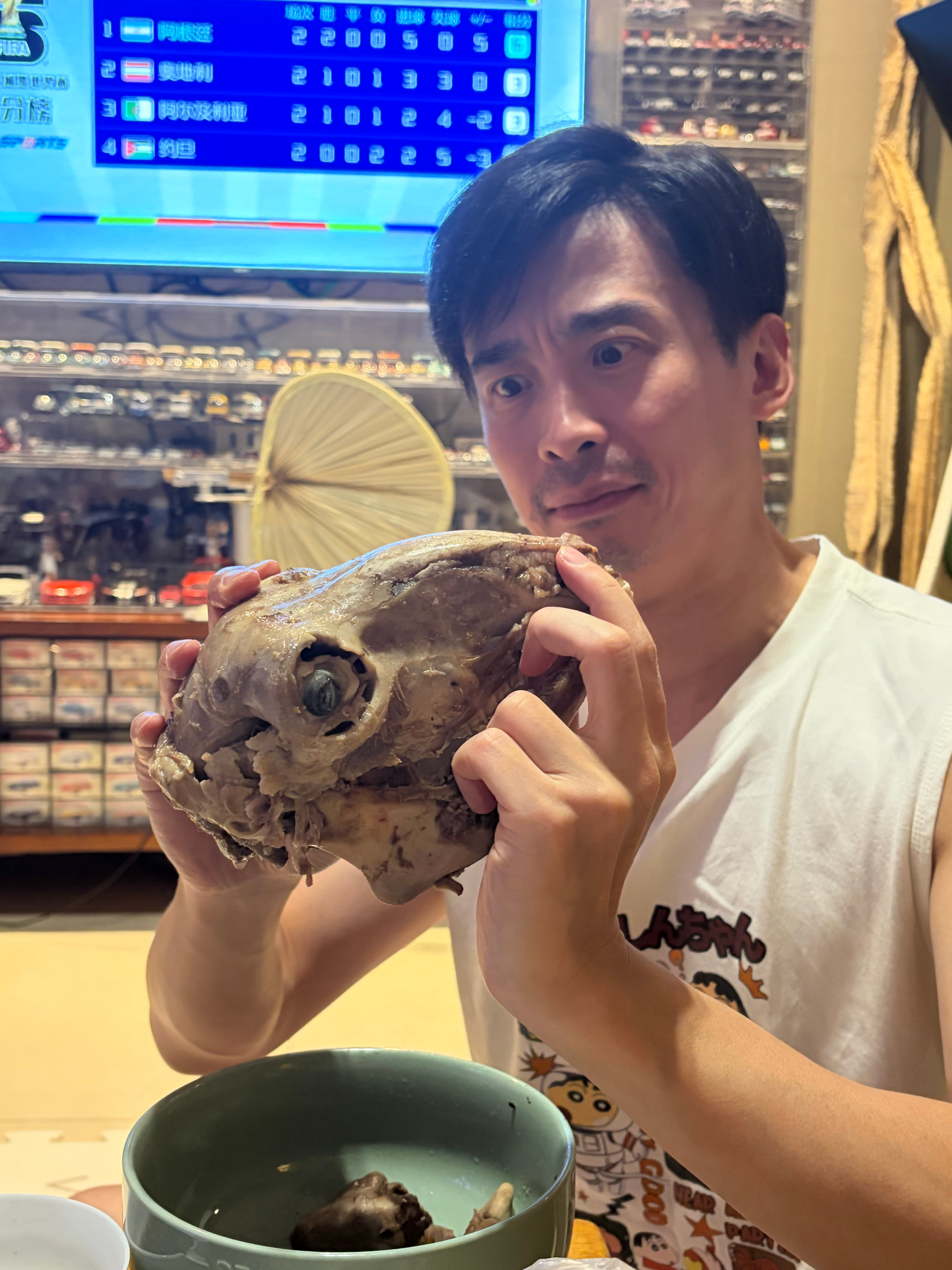 本大三喵球迷一直熬到五点就为看场球，整点猛料当宵夜，不过分吧？巴拿马vs英格兰大
