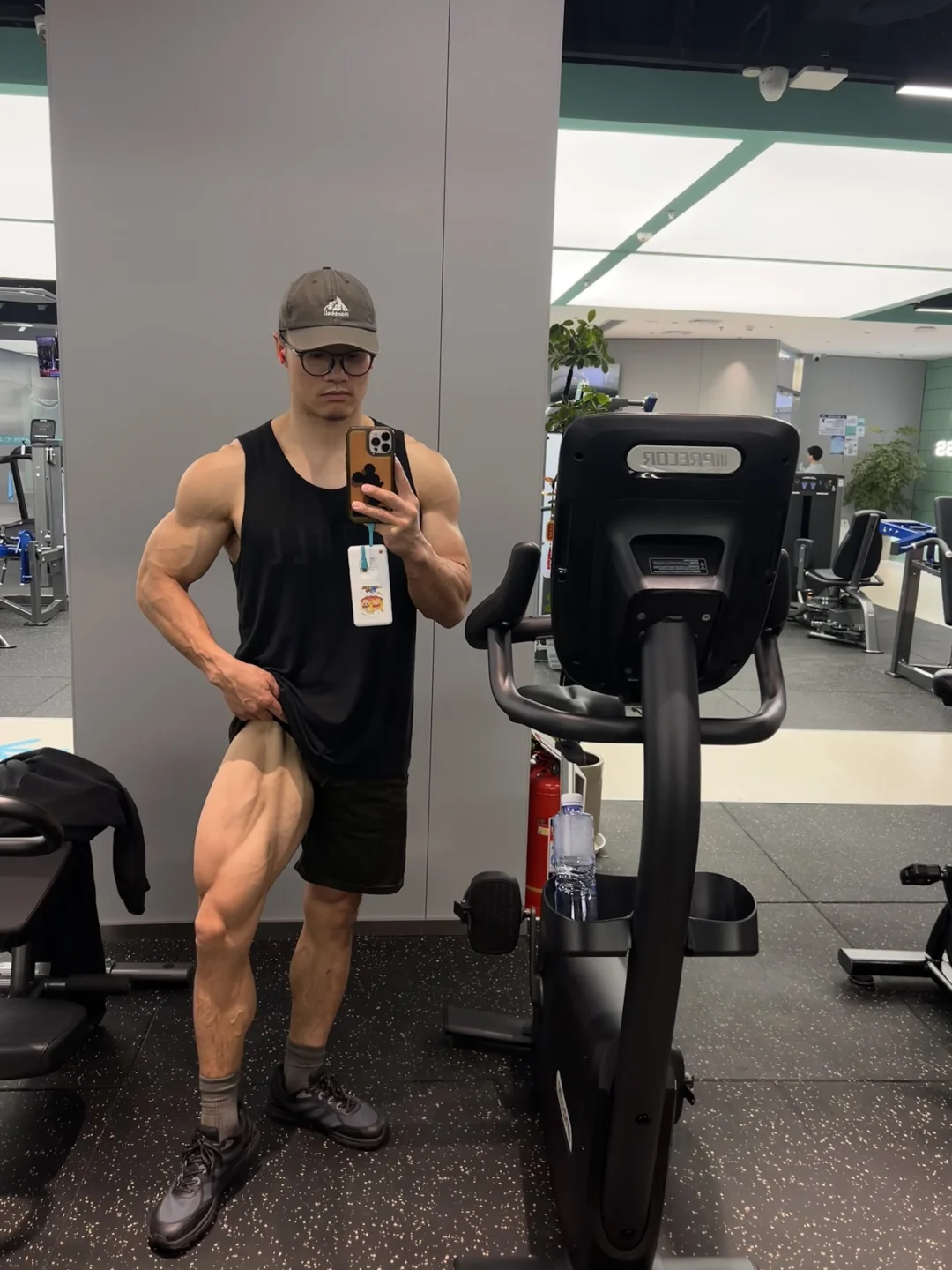 少年 你的剑太重了