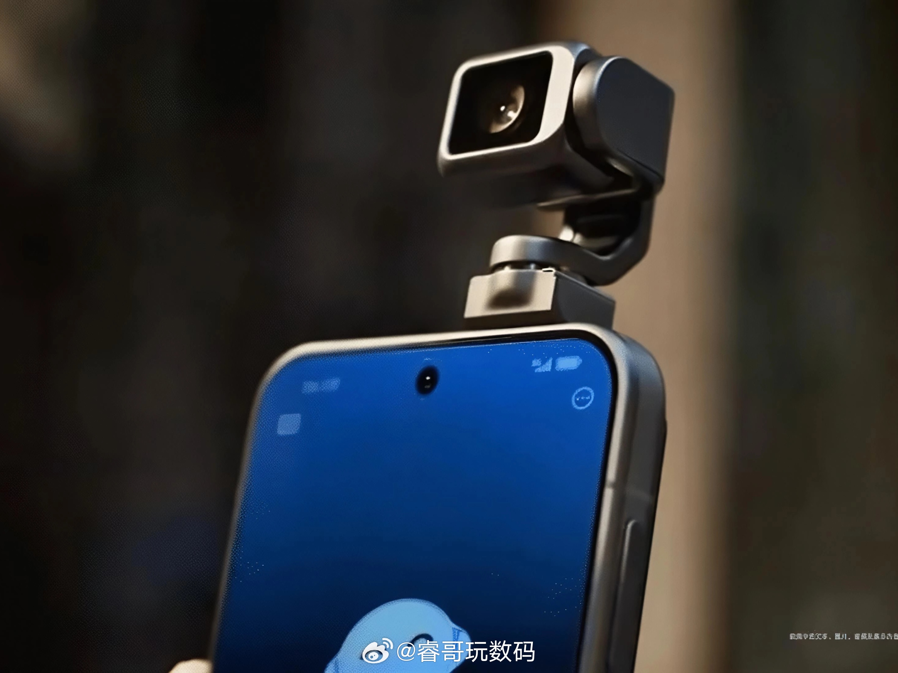 现在好多手机厂商都要出类似Pocket的手机了，说实话真的太懂普通人了。普通手机