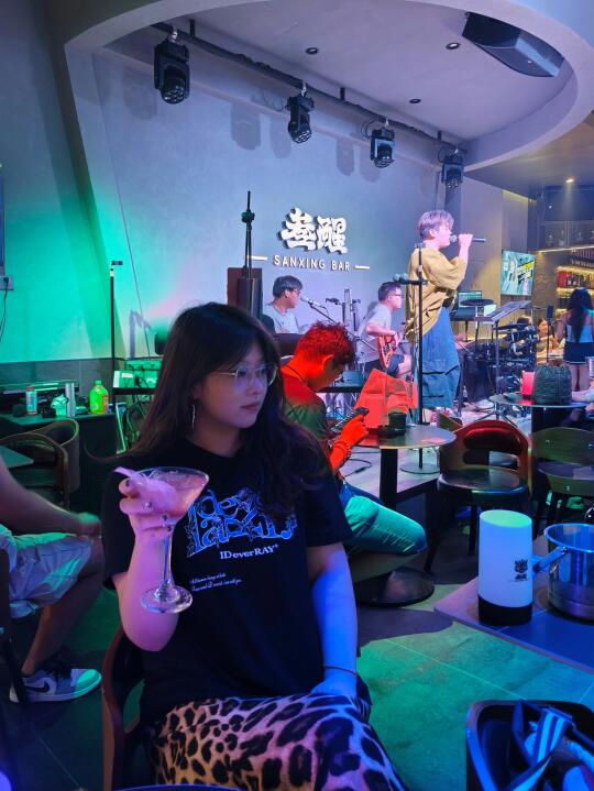 沈阳🍸现场氛围超好的R＆B音乐酒馆！