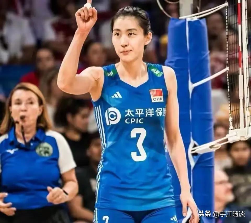 刁琳宇回归中国女排国家队！中国女排17人名单公布，其中主攻6人，副攻4人，接应1