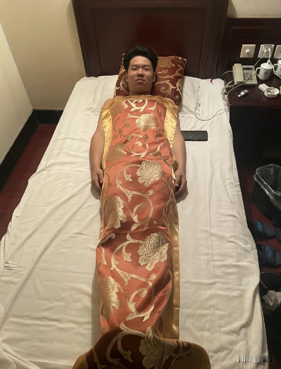 空调一关，立马蹦起来