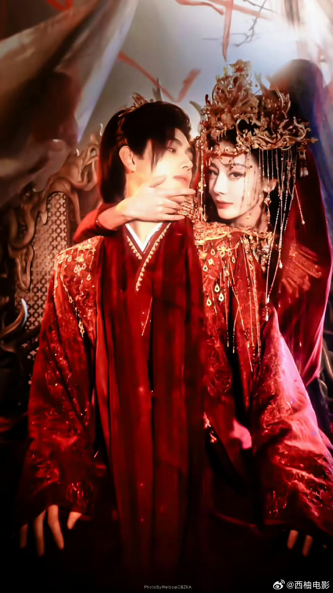 迪丽热巴陈飞宇鬼新娘转场满汉全席来的 