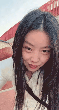 吃根香肠还要得瑟一下，这下安逸了