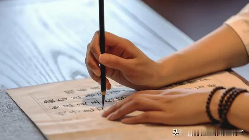 写作是件苦活儿，有时候我想偷懒，就用智能AI来生成文章。AI生成文章速度快，还没