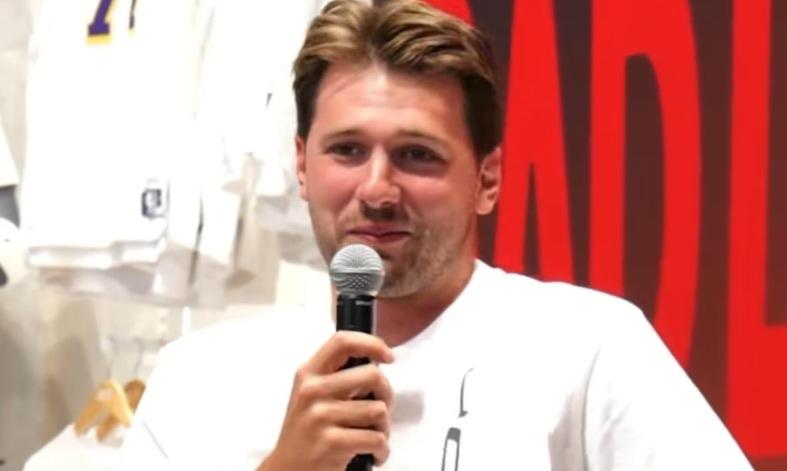 东契奇给出了明确的补强需求，佩林卡能做得做到吗。[what]

表面上是一个简单