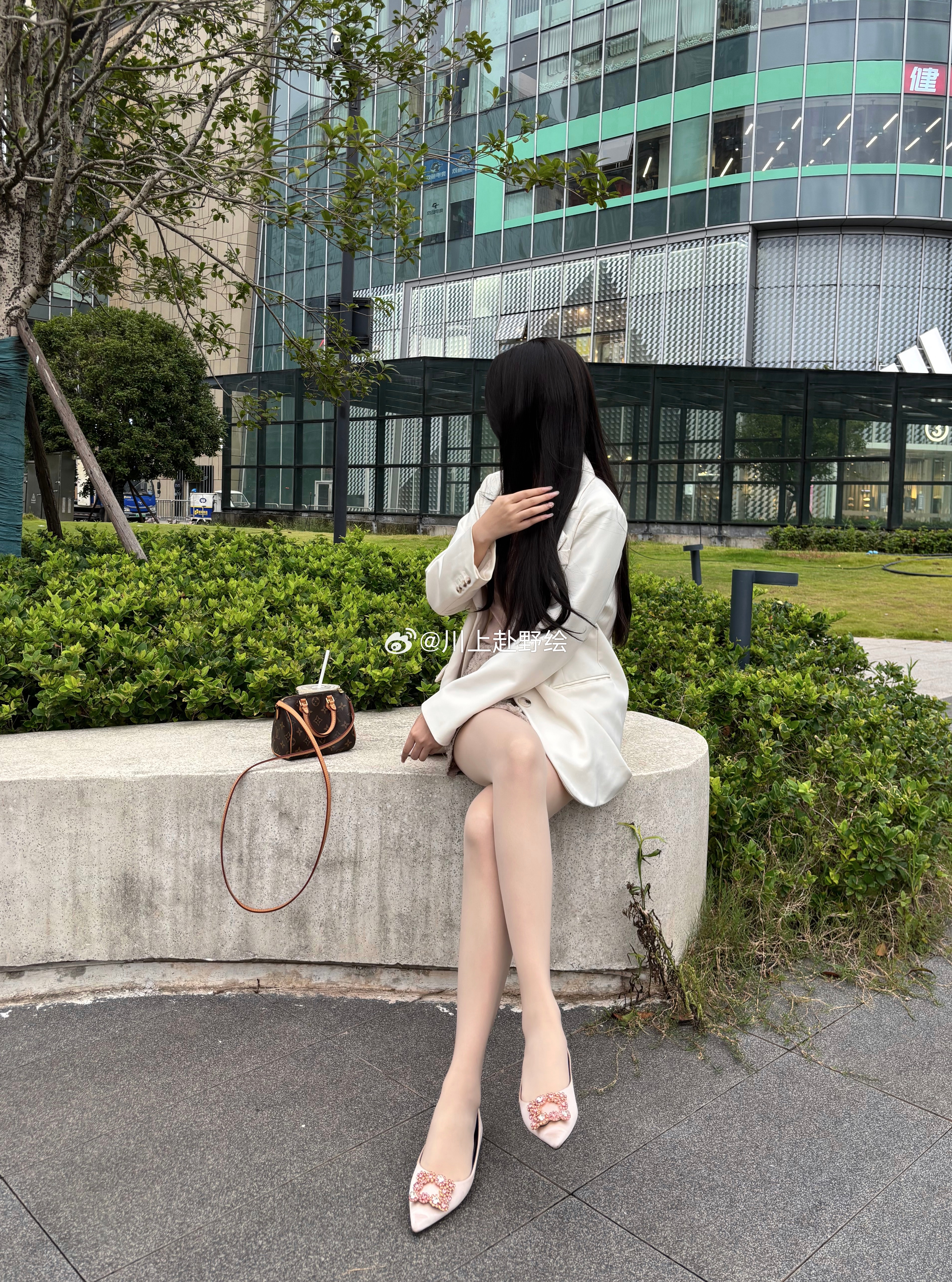 不喜欢阴天☁️虽然晴天太晒但是出片丫 ​​​