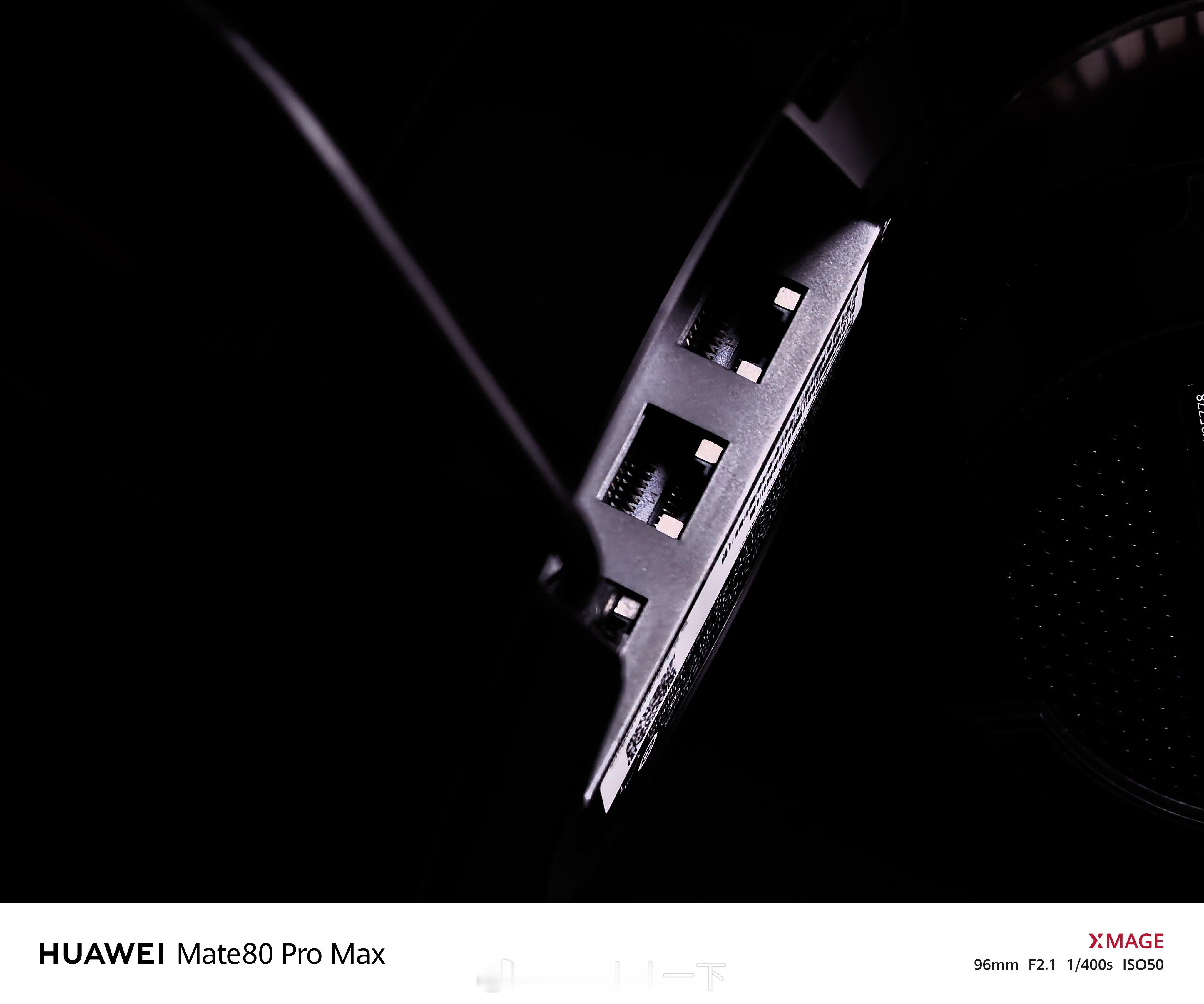 华为路由 X3 Pro 日照金山速评，信号如日照金山般覆盖全屋，3000Mbps