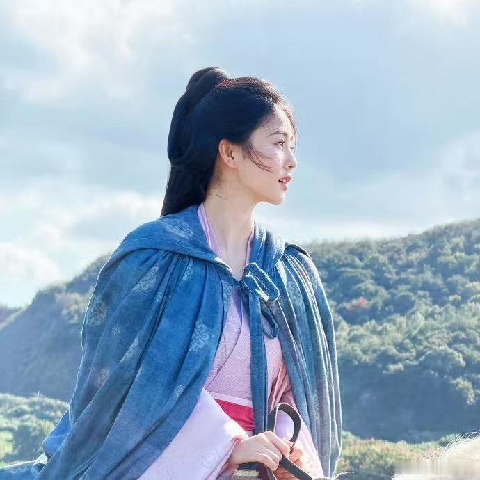 装疯的假疯子吓唬装正常的真疯子莫离这个小莫离还不快播 