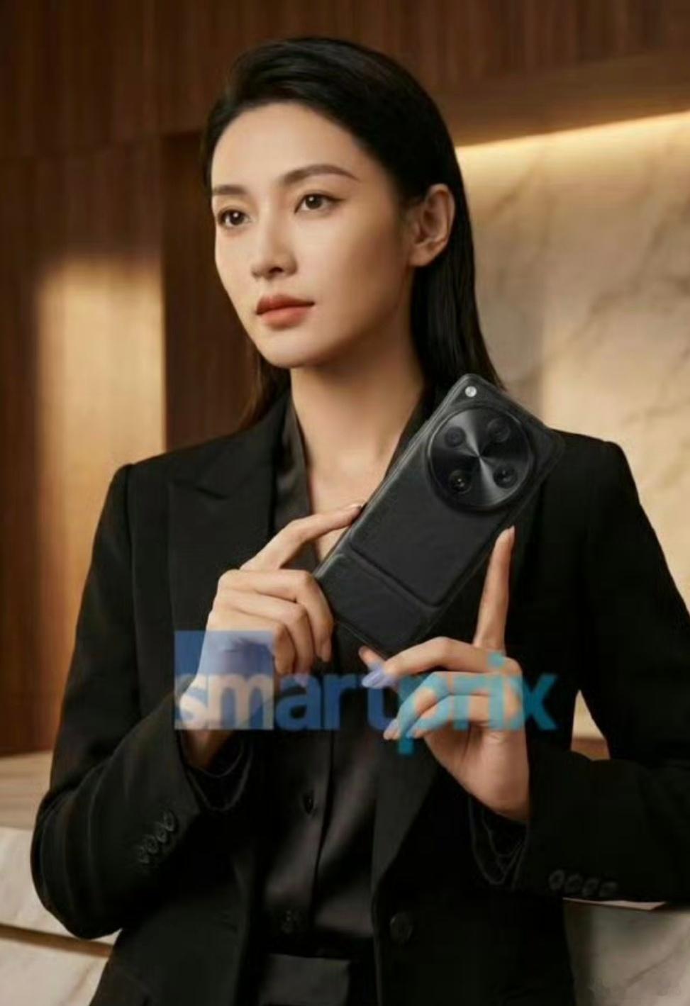 网传OPPO Find X9 Ultra渲染图，这背面设计很像相机呀，挺有辨识度