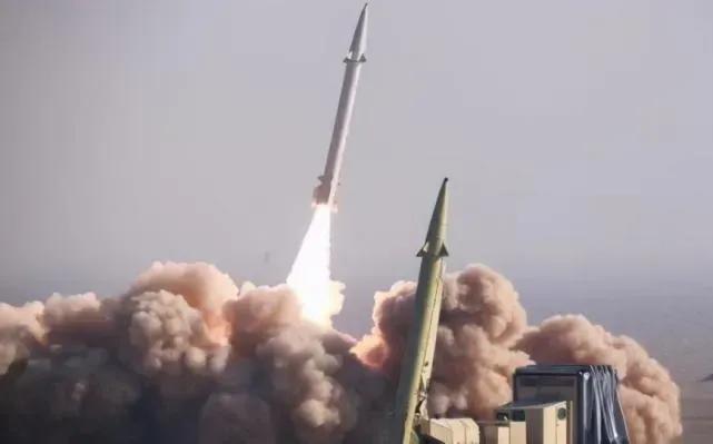 伊朗最高军事中枢撂下狠话：战争必须打到底，直到美以彻底投降、终身悔恨！
 
刚传