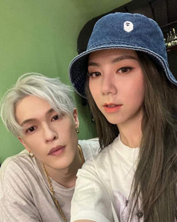 邓紫棋婚讯公司不回应，三次传闻三种态度，不否认比承认还狠