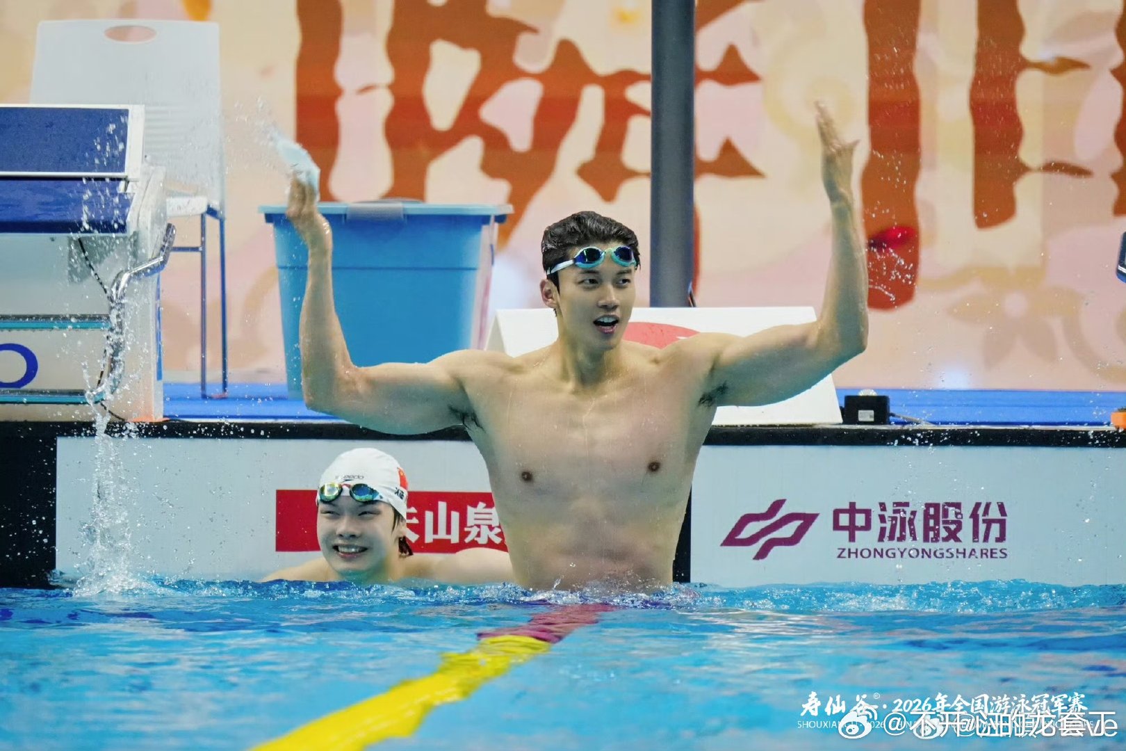 汪顺岁月不改赤诚本心汪顺实力战胜岁月沉淀汪顺任凭时光更迭，赤诚依旧。 